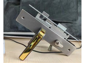貼片把手
