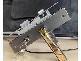 貼片把手