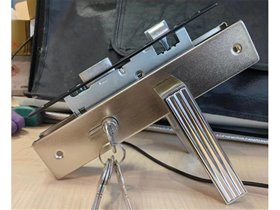 貼片把手