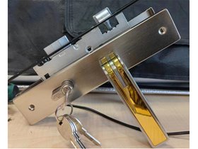 貼片把手